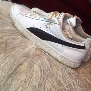 women puma *clyde edition*